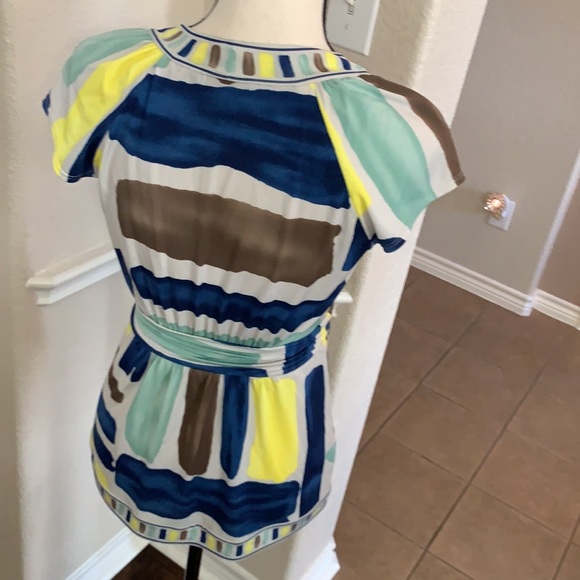 BCBGMAXAZRIA blue, green, brown & yellow geometric striped short sleeve top - Picture 9 of 17